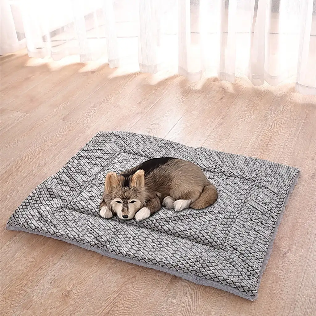 EQWLJWE Large Dog Bed Crate Mat Bed Pad 15.74/21.65/29.52 inch Soft Washable Pet Beds Non Slip Mattress Kennel Pads