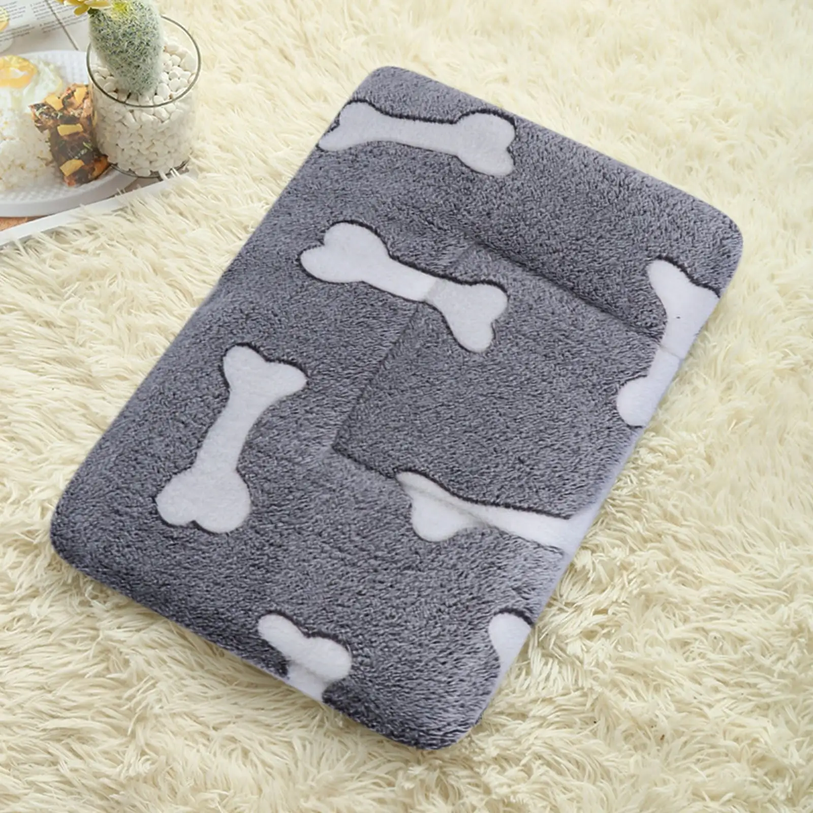 Herrnalise Reversible Plush Pet Mat Ultra Soft Dog Cat Crate Mat Sleeping Cushion Pad for Medium Small Dogs.Machine Washable Portable and Soft Pet Bed Mat.L-24xW-20