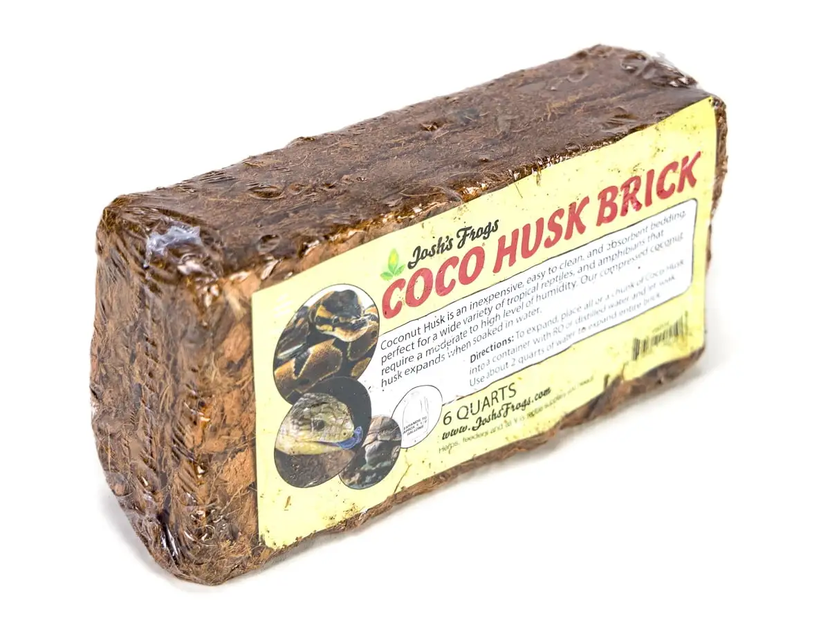 Josh's Frogs Coco Husk Brick (6 Quarts)