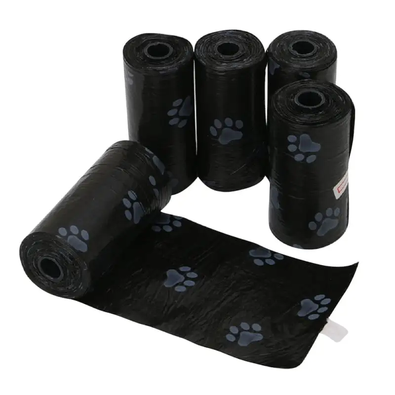 The 5 printed pet garbage bags have strong sealing properties.